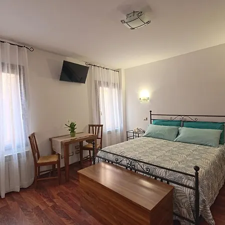 Sognare A לינה וארוחת בוקר 3*