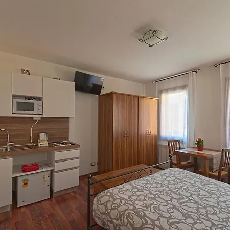 לינה וארוחת בוקר Sognare A ונציה